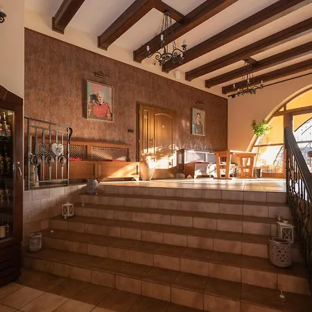Hotel Vinné Sklepy Skalák *