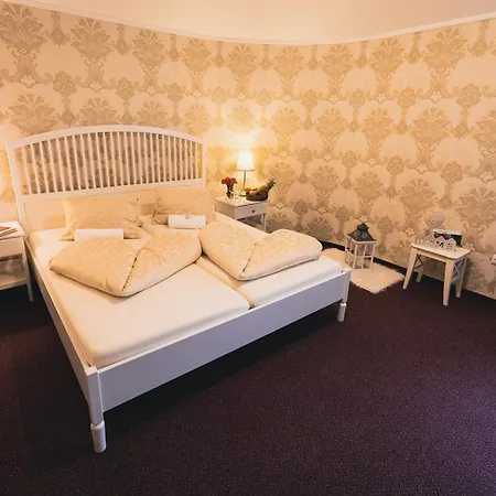 Hotel Vinné Sklepy Skalák *