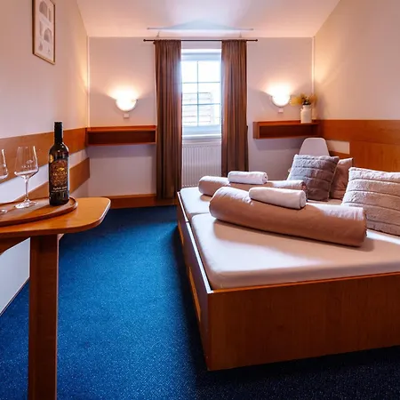 Vinne Sklepy Skalak * Skalka (Hodonin)