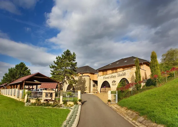 酒店 Vinne Sklepy Skalak Skalka (Hodonin)